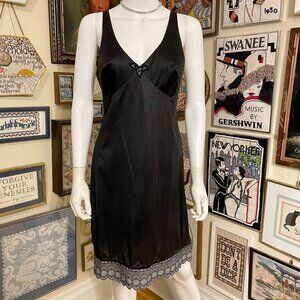 60s Vintage Sears Black Nylon Slip with Unusual Lace Hem & Bow Detail Size 34